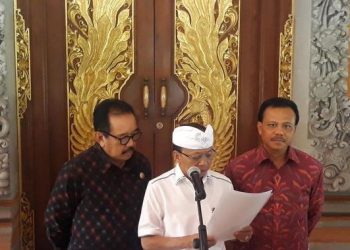 GUBERNUR BALI AKAN ADAKAN FESTIVAL OGOH-OGOH PADA BULAN AGUSTUS