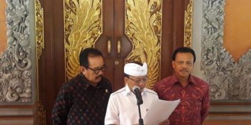 GUBERNUR BALI AKAN ADAKAN FESTIVAL OGOH-OGOH PADA BULAN AGUSTUS