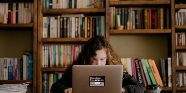 Pembelajaran Daring Banyak Dikeluhkan, Sekolah di Klungkung Diminta Kesiapan Pembelajaran Tatap Muka