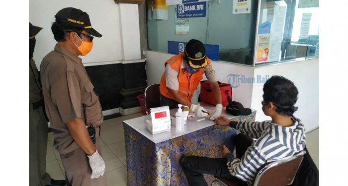 Otoritas Pelabuhan Padang Bai Tetap Terapkan Persyaratan Rapid Test