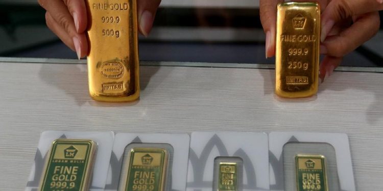 Harga Emas Antam Naik Rp 2.000 per Gram