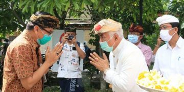 Rombongan Kementerian Ppn/Bappenas Terima Paparan Khasiat Arak Bali Obati Covid-19