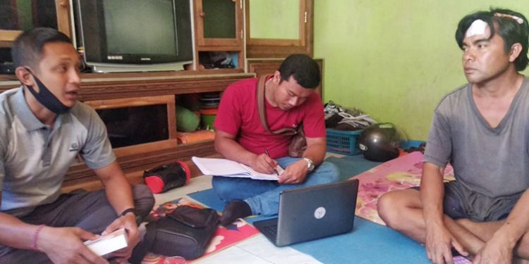 Sebelum Kabur, Pencuri Ayam Pukul Kepala Korbannya