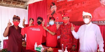 Menuju Karangasem Era Baru, Krama Desa Adat Di Kecamatan Abang Dan Kecamatan Karangasem Dukung Paslon Dana-Dipa