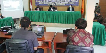 Di Duga Merangkap Jabatan , Ketua KPU Karangasem Diperiksa DKPP