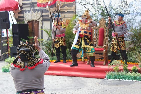 Polres Buleleng Kampanye Pentingnya Protokol Kesehatan Lewat Seni