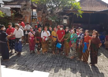 Hadiri Penyemprotan Banjar Kertasari, IGN Jaya Negara Dapat Dukungan