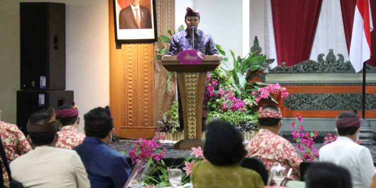 Hari Kesehatan Nasional Ke-56, Sekda Bali Minta Disiplin Terapkan Prokes