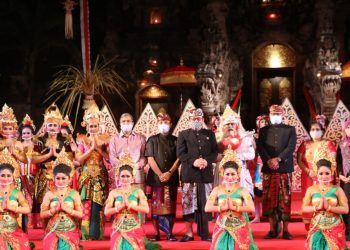 Wagub Bali Harap Tari Lembayung Kuruksetra Dapat Buka Pariwisata Bali