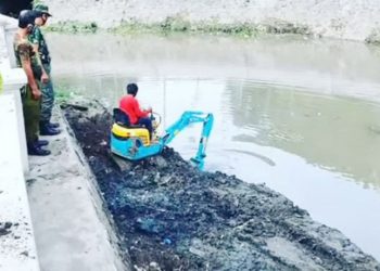 Antisipasi Banjir, Dinas PUPR Badung Lakukan Pengerukan Sendimentasi