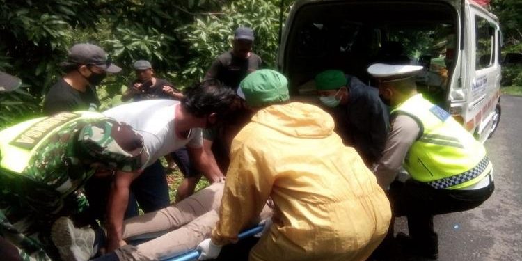 Satu Sepeda Motor Masuk Jurang, Salah Satu Korban Tewas Di Tempat