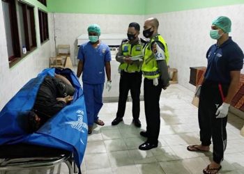 Menyeruduk Mobil Truk, Pengendara Sepeda Motor Tewas Di Tempat