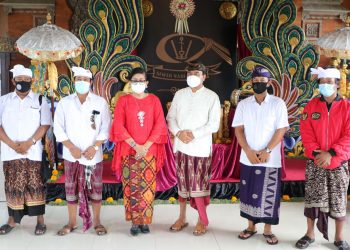 Ny Putri Koster Buka Lomba Makendang Tunggal & Gender Polos Tunggal Se-Bali