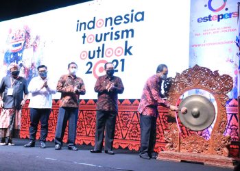 Antisipasi Pemulihan Pariwisata Belum Total 2021, Wagub Cok Ace Kembali Ajukan Dukungan Dana Ketenagakerjaan