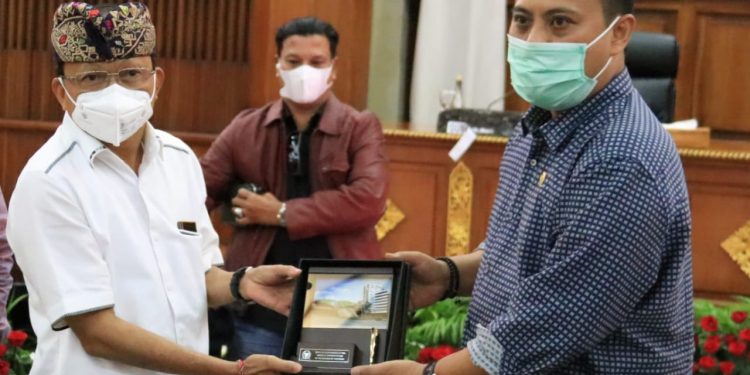 Bantu Sukses MotoGp 2021 Mandalika, Gubernur Bali Dukung Perkembangan Pelabuhan PadangBai