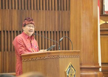 Kepala Diskominfos Tegaskan Tidak Ada Larangan Gubernur Bali Pesta Miras kecuali Arak Bali saat Natal Tahun Baru