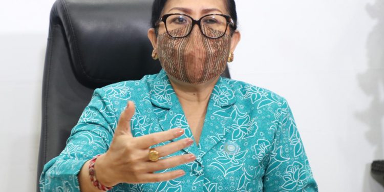 Ny Putri Koster Ikuti Webinar, TP PKK Pusat Ajak PKK Dasa Wisma bentengi pertahanan keluarga