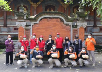 Ny Putri Koster Apresiasi Terhadap Perhatian Berbagai Pihak Relawan Covid-19