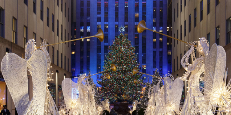 10 Pohon Natal Terindah Dunia Yang Tercatat Dalam Sejarah