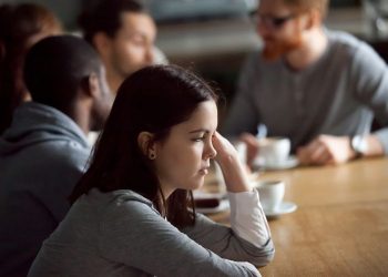 Yuk Intip, 5 Tips Untuk Kamu Yang Introvert Saat Masuk Dunia Kerja