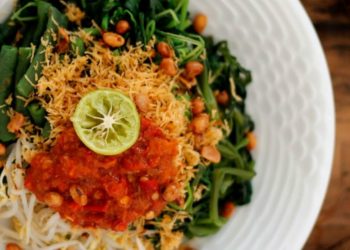 Nikmat & Unik, Yuk Intip Makanan Pedas & Kesegaran Khas Bali