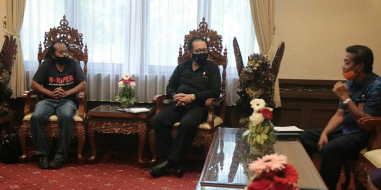 Wagub Bali Apresiasi Gerakan Komunitas Bhakti Ring Pertiwi