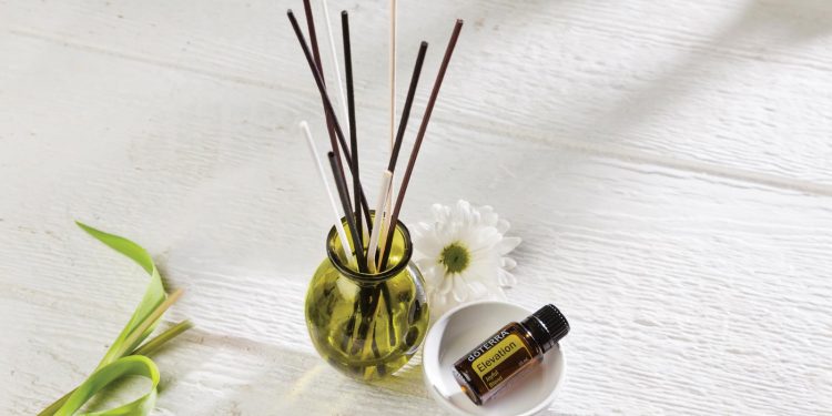 Yuk Intip, Alasan Dibalik Minyak Telon Disukai Orang Dewasa