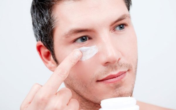 Jangan Asal Pakai, Berikut Ini 5 Cara Memilih Pelembab Wajah Untuk Pria