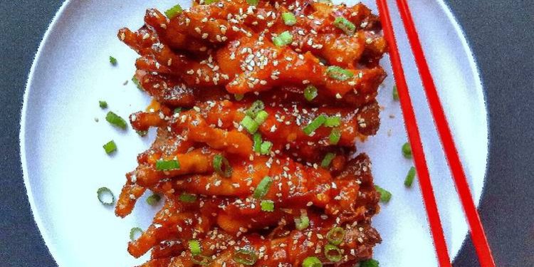 Ceker Pedas Khas Korea, Yuk Intip! Resep Maeun Dakbal Ala Rumahan