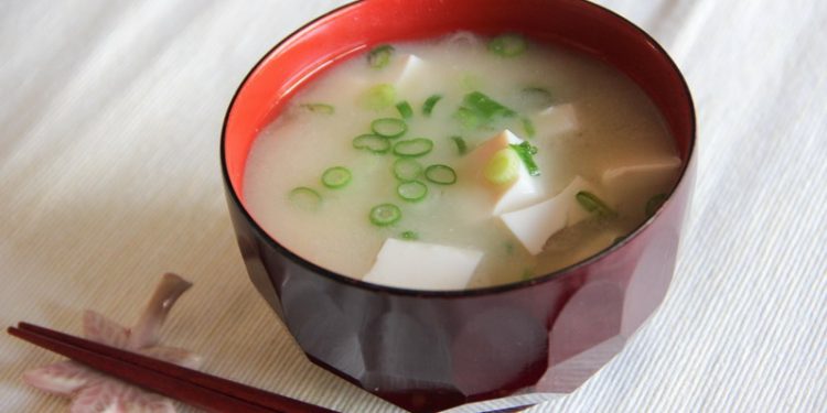 Enak Dinikmati Kala Hujan,Berikut ini Resep Sup Miso Khas Jepang