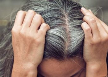 Rambut Beruban, Yuk Intip Cara Menghilangkan Uban Secara Alami