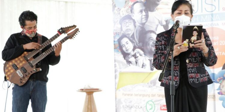 Ny Putri Suastini Koster Ajak Seniman Bali Bangkit dan Terus Berkarya