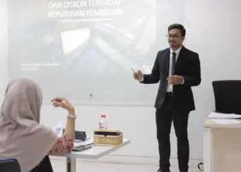 Para Mahasiswa Wajib Tau,4 Tipe Dosen Saat Nguji Sidang Skripsi