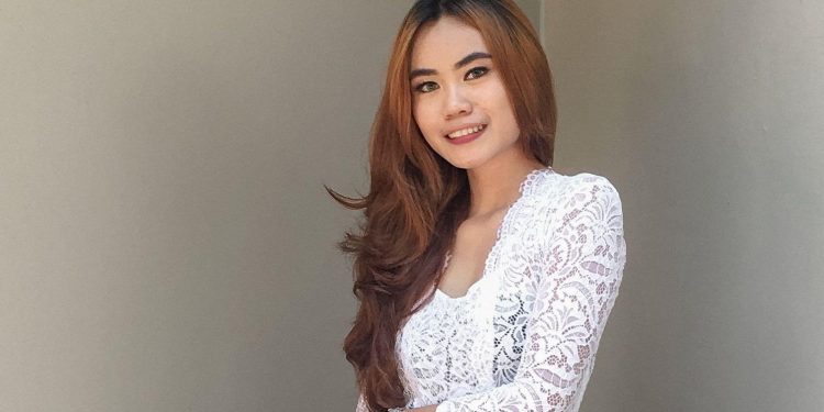 Selain Terlihat Polos, Penyuka Warna Putih Suka Ceplas Ceplos & Bawel