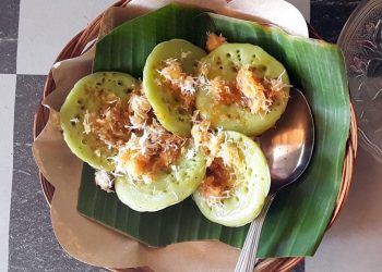 Jaje Laklak: Jajanan Soerabi Imut Bali Yang Harus Di Coba