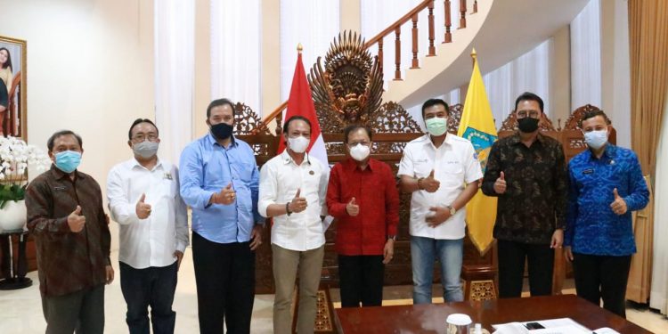 Gubernur Koster Tegaskan Dua ASITA Di Bali Harus Bersatu