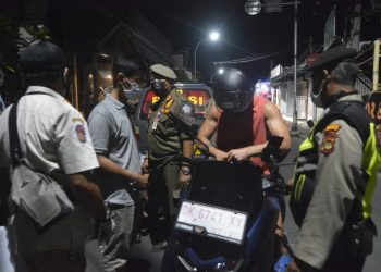 Tegakkan Pergub Bali No.10/2021, Tim Gabungan Berhasil Menjaring 12 Pelanggar Di Seminyak