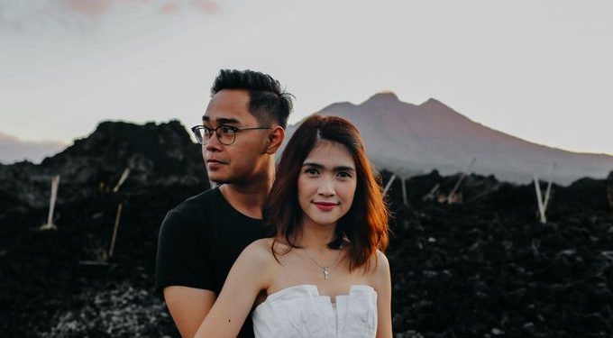 Bikin Ngengenin, Cowok Pendek Bisa Juga Bikin Klepek-Klepek