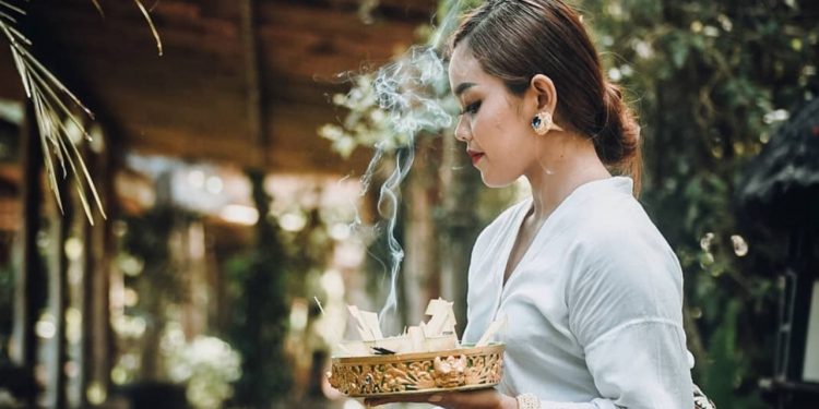 Bukan Gak Laku-Laku, Berikut Ini Alasan Cewek Millienal Masih Sendiri