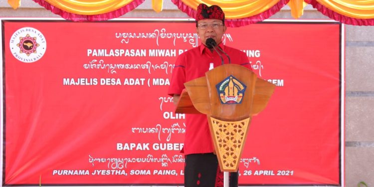 Hadiri Acara Peresmian Gedung MDA Kabupaten Karangasem, Gubernur Koster Ajak MDA Laksanakan Perda No 4 Tahun 2019