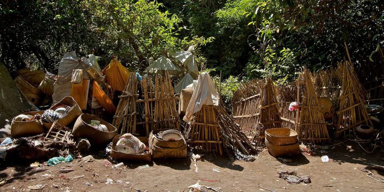 Termasuk Di Bali, Berikut Ini 5 Ritual Pemakaman Unik Di Indonesia