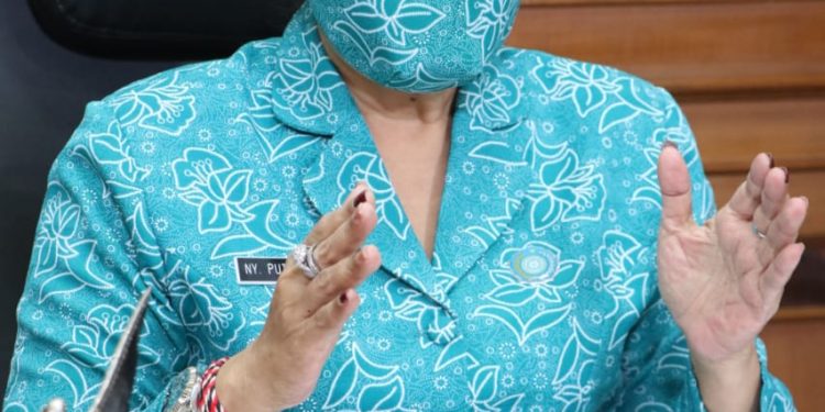 Edukasi Petani Arak dan Pengepul, Tim Terpadu Turun ke Sidemen Kerangasem