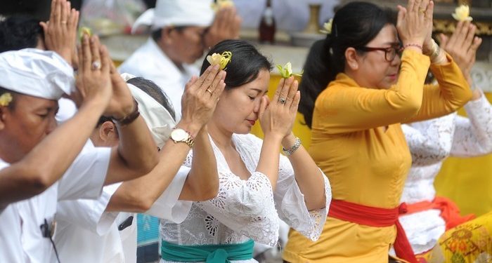 Arti, Manfaat & Tujuan Balik Perayaan Tilem Di Bali