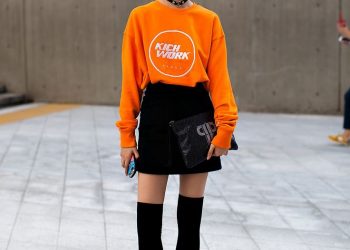 Patut Di Coba, Berikut Ini Inspirasi Mix n Match Bersama Sweater