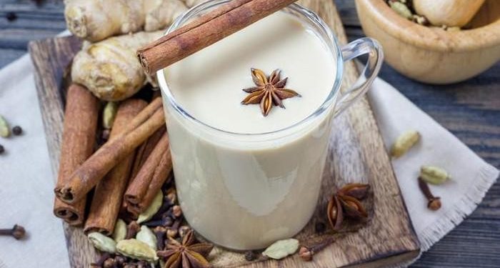 Bagus Untuk Kekebelan Tubuh, Yuk Cobain Wedang Susu Rempah