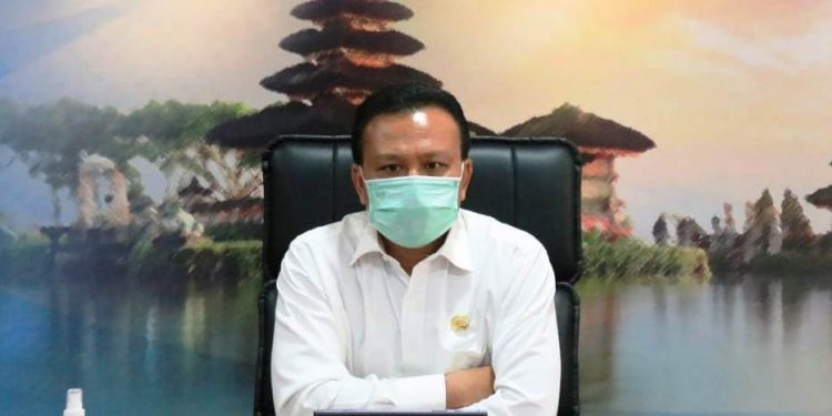 Animo Masyarakat Ikuti Vaksinasi Di Wantilan DPRD & Nari Graha Tinggi, Pemprov Bali Perbaiki Sistem Layanan