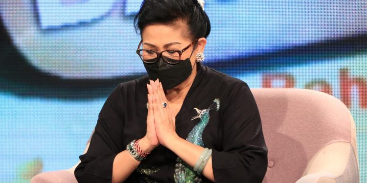 Ny. Putri Koster Ajak Masyarakat Tingkatkan Semangat Gotong Royong di Masa Pandemi