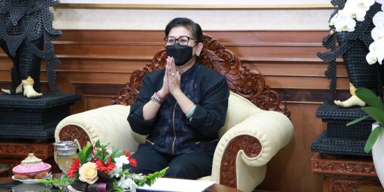 Ny. Putri Koster Ajak Masyarakat Dukung Program Percepatan Gerakan Vaksinasi