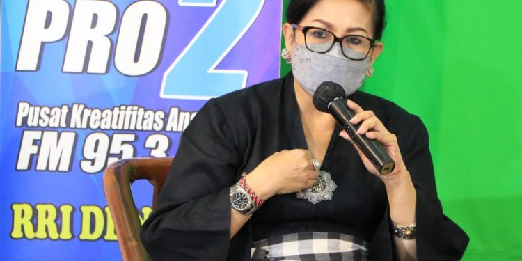 Cegah Covid-19, Ny. Putri Koster Ajak Kaum Ibu Edukasi Anak-anak Disiplin Prokes