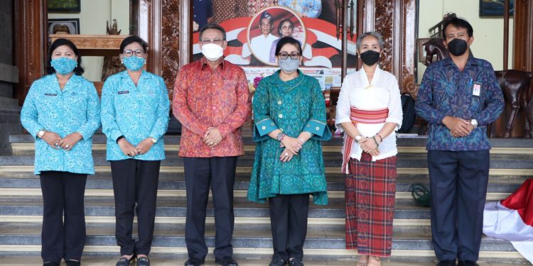 Masa Pandemi, Ny Putri Koster Ajak Para Ibu untuk Mantapkan Program AKU HATINYA PKK